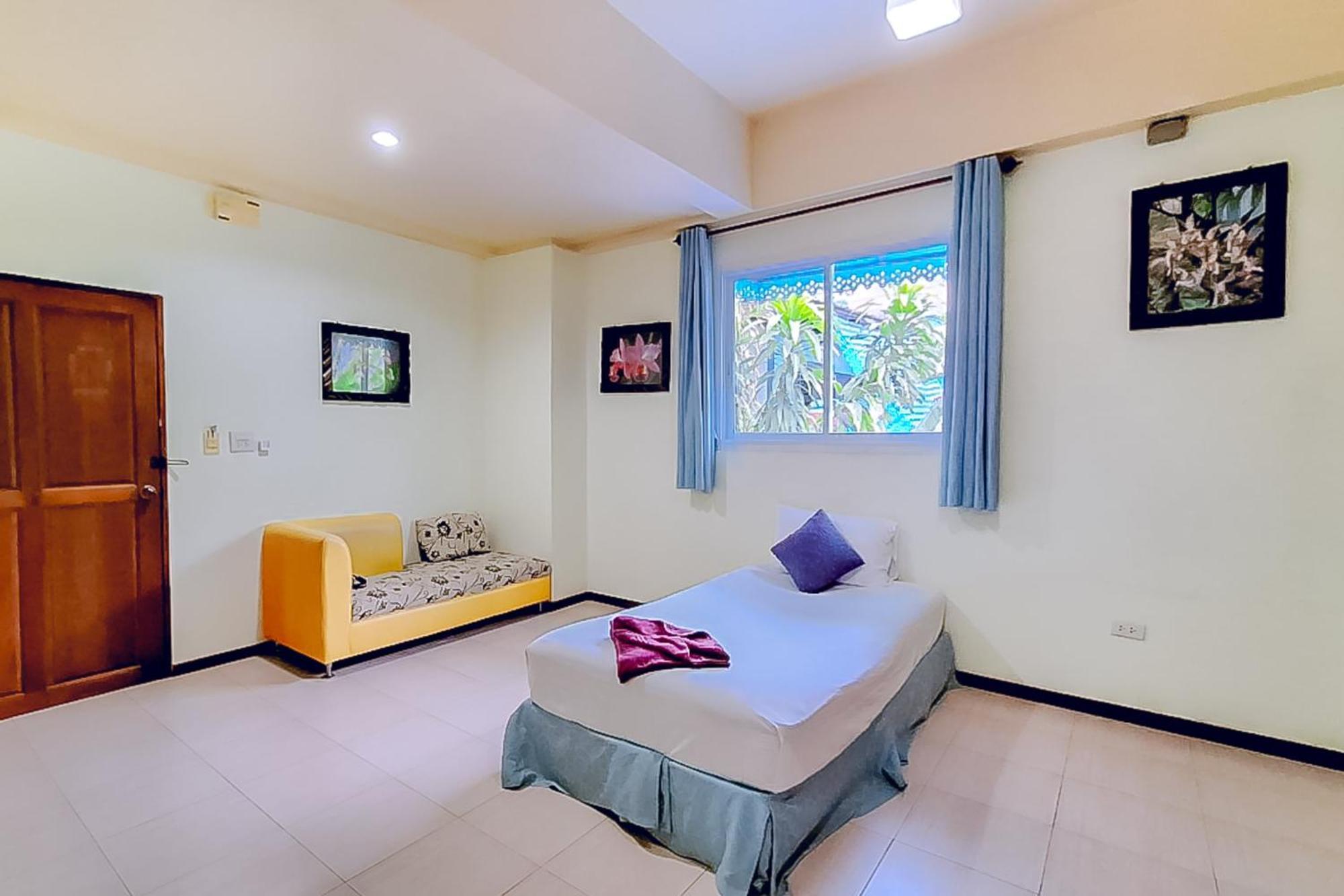 Viva Hotel โฉลกหลำ ภายนอก รูปภาพ